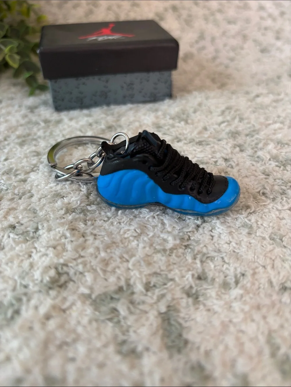 Air Jordan 3D mini sneaker keychain in blue and black with Flight Nike Box NWT